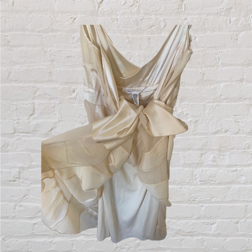 Diane von Furstenberg Beautiful summer white cream DVF silk dress - Picture 8 of 8
